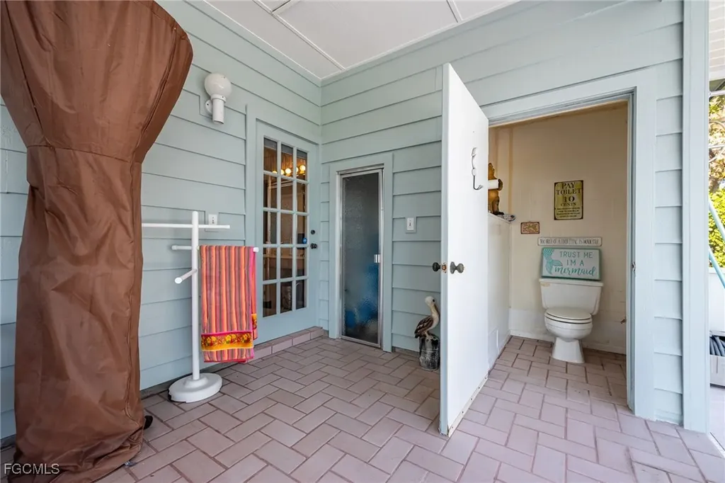 108 Ridgewood Avenue Clewiston FL 33440