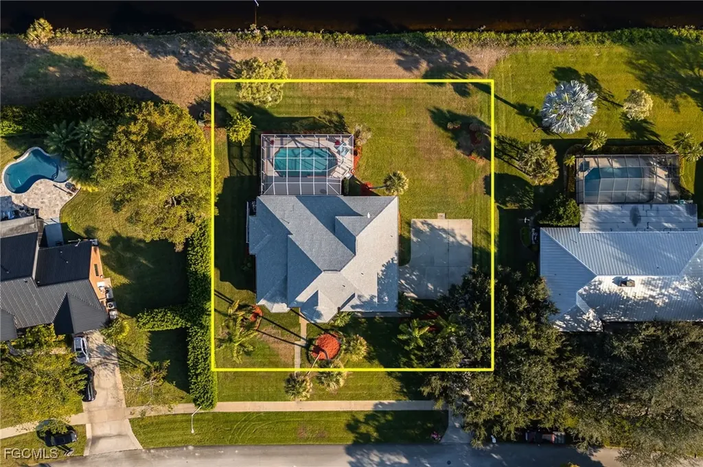 108 Ridgewood Avenue Clewiston FL 33440