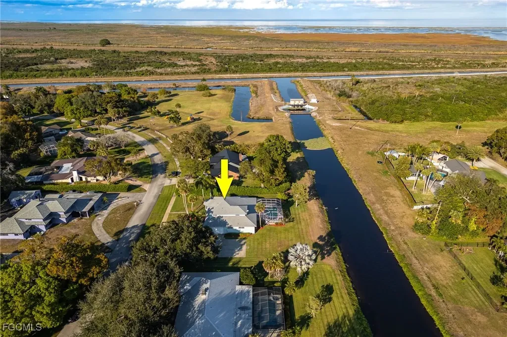 108 Ridgewood Avenue Clewiston FL 33440