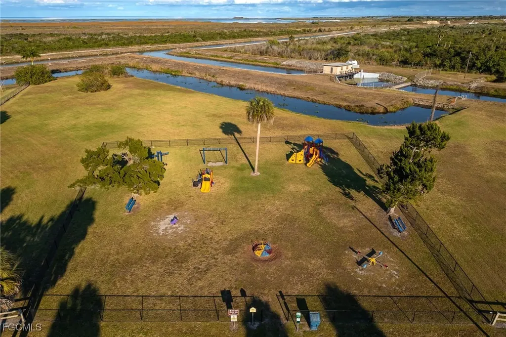 108 Ridgewood Avenue Clewiston FL 33440