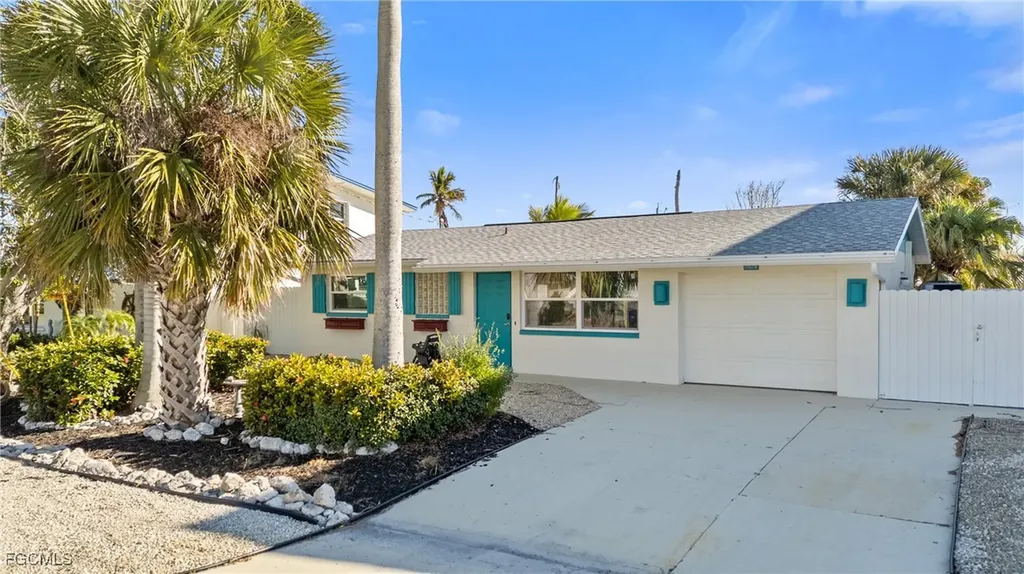 Matlacha FL, 11828 Island Avenue