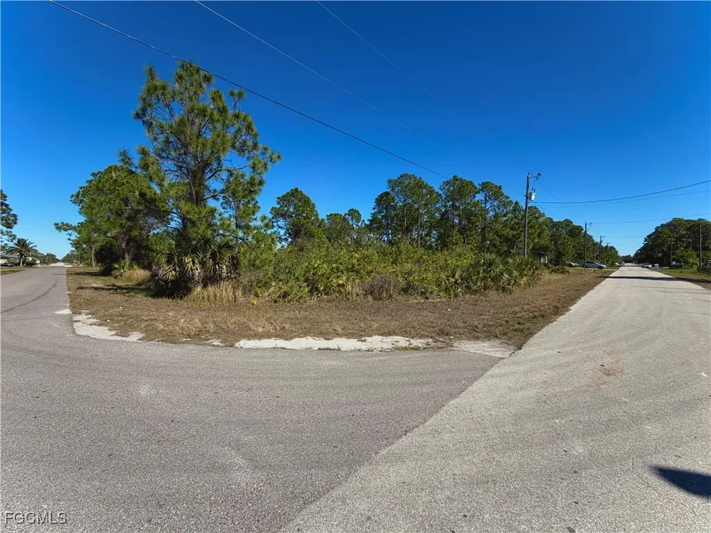 2718 17th Street W Lehigh Acres FL 33971