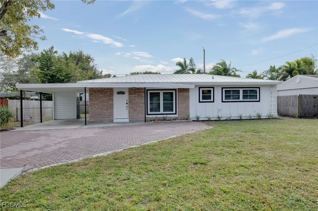 1542 Coconut Drive Fort Myers FL 33901