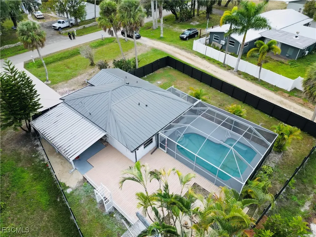 48 W North Shore Avenue North Fort Myers FL 33903