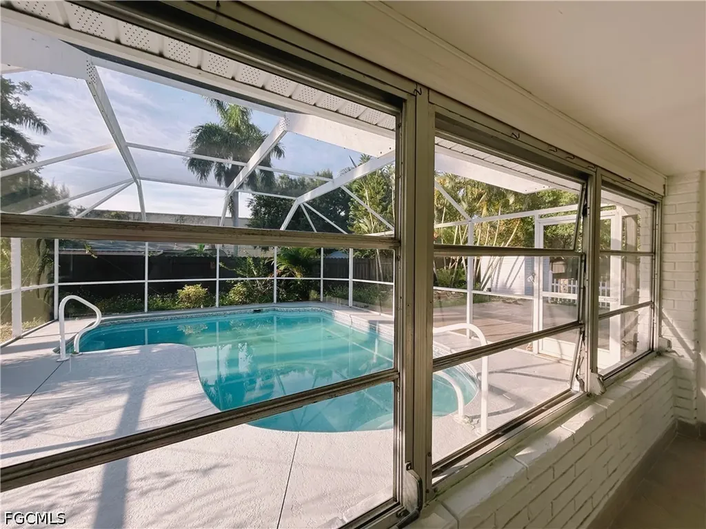 48 W North Shore Avenue North Fort Myers FL 33903