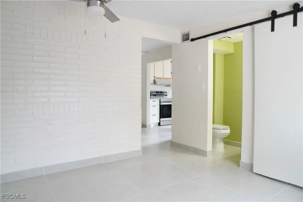 48 W North Shore Avenue North Fort Myers FL 33903