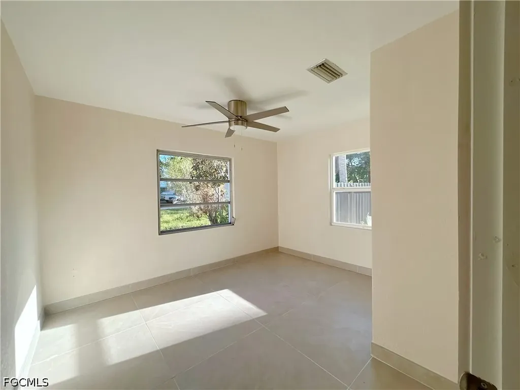 48 W North Shore Avenue North Fort Myers FL 33903