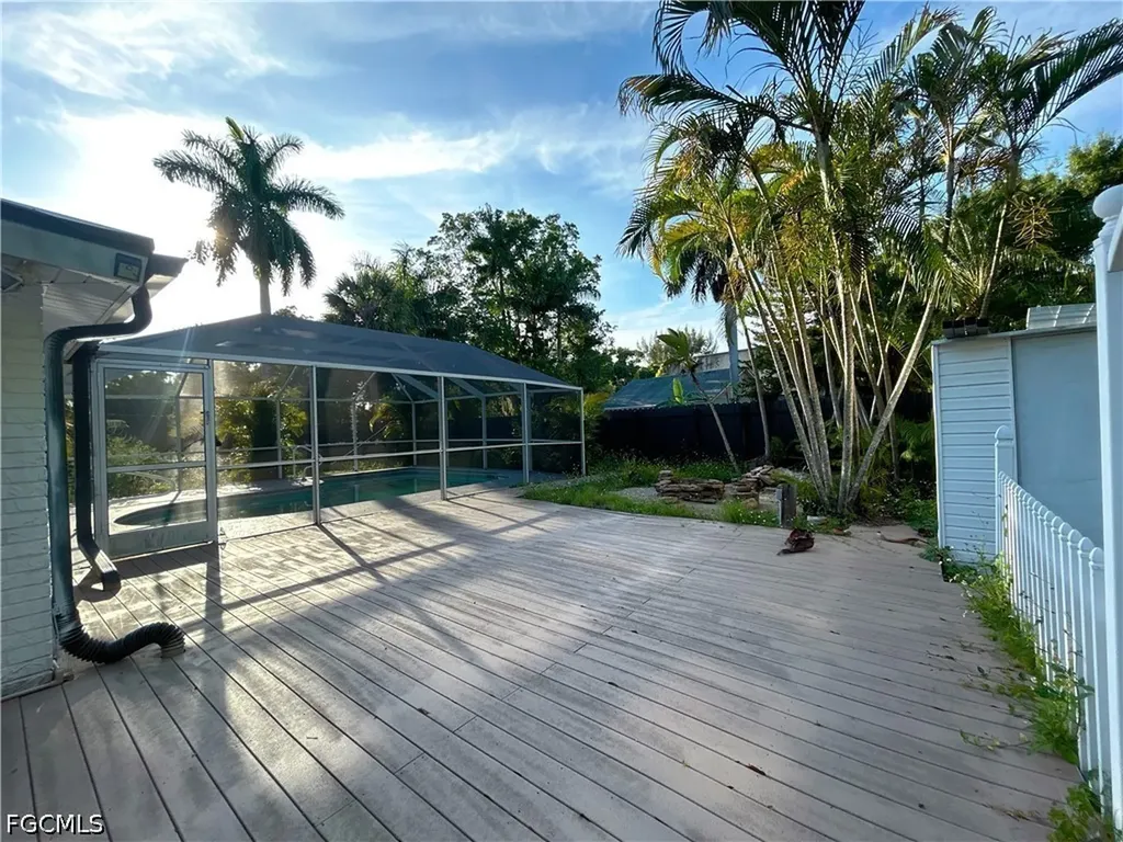 48 W North Shore Avenue North Fort Myers FL 33903
