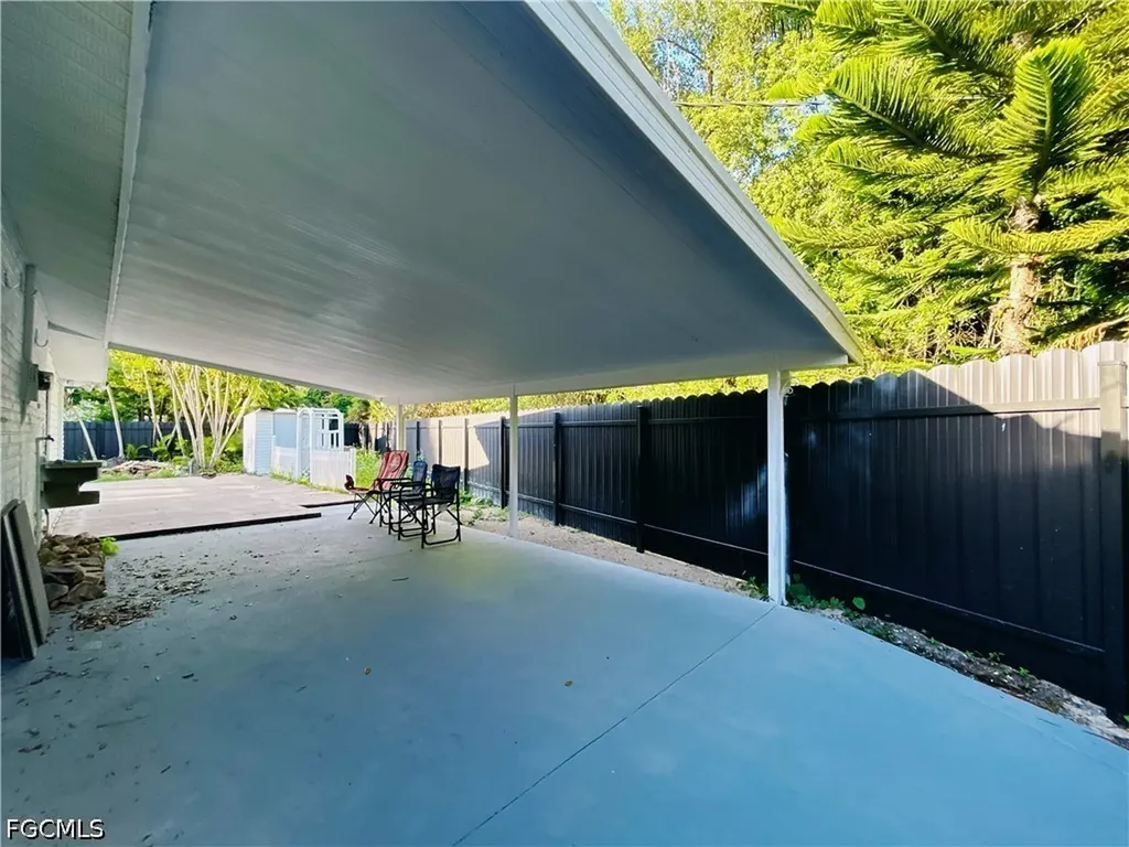 48 W North Shore Avenue North Fort Myers FL 33903