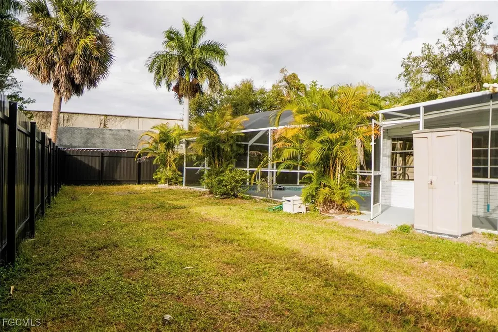 48 W North Shore Avenue North Fort Myers FL 33903