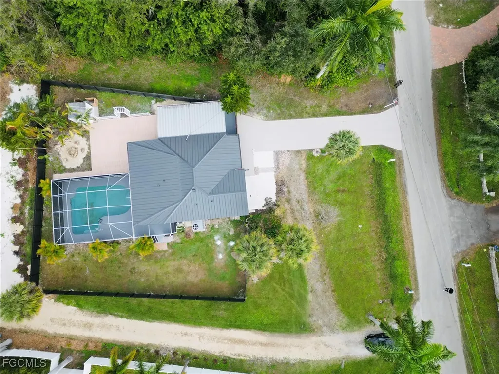 48 W North Shore Avenue North Fort Myers FL 33903