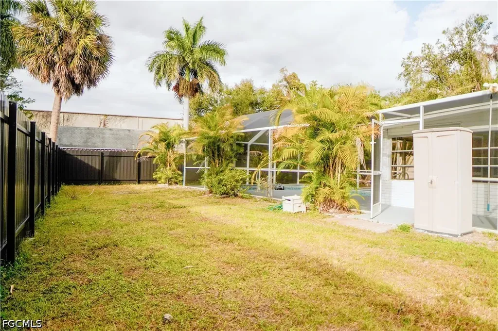 48 W North Shore Avenue North Fort Myers FL 33903