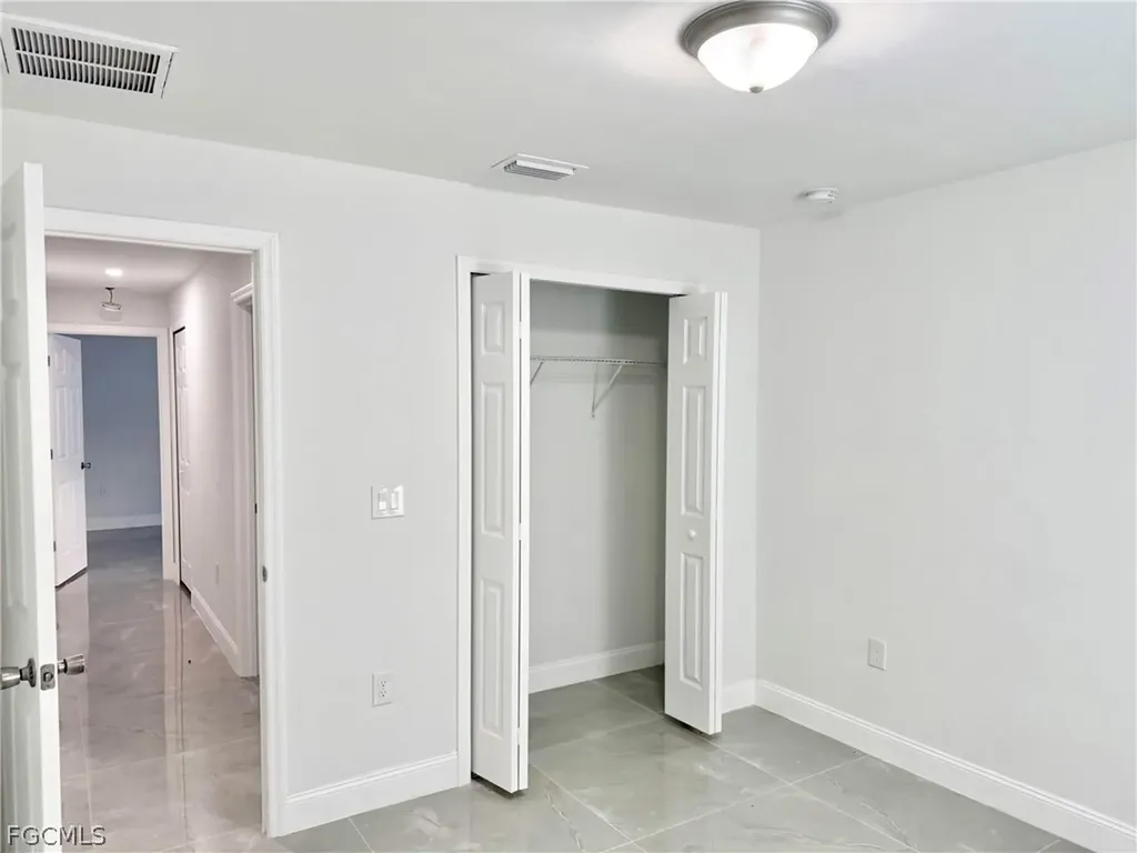3708 15th Street SW Lehigh Acres FL 33976