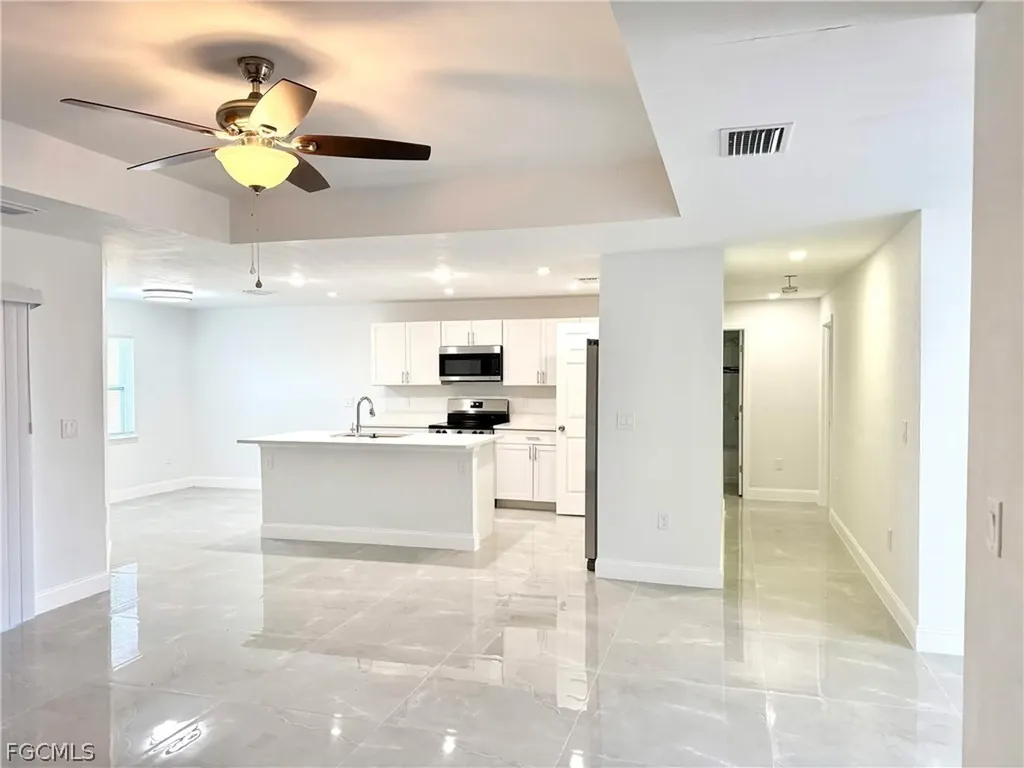 3708 15th Street SW Lehigh Acres FL 33976