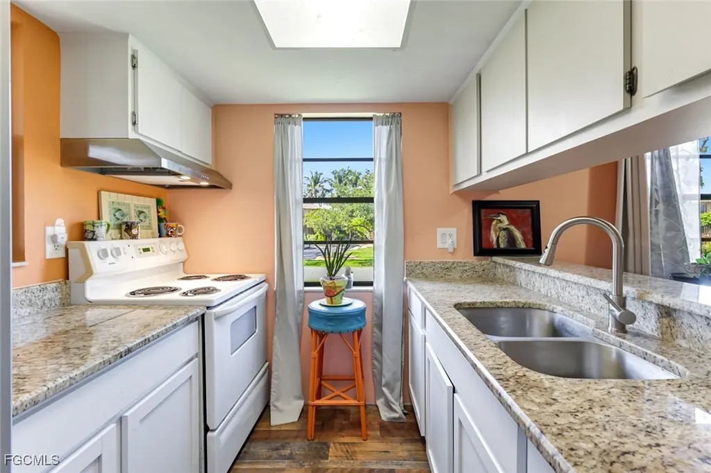 13532 Siesta Pines Court Fort Myers FL 33908