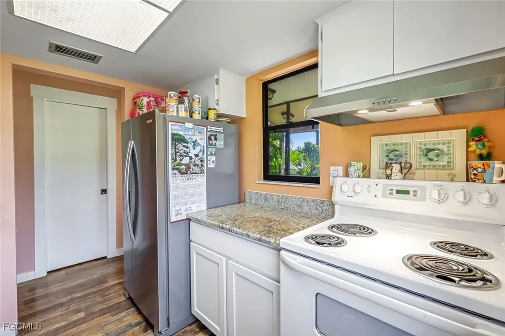 13532 Siesta Pines Court Fort Myers FL 33908