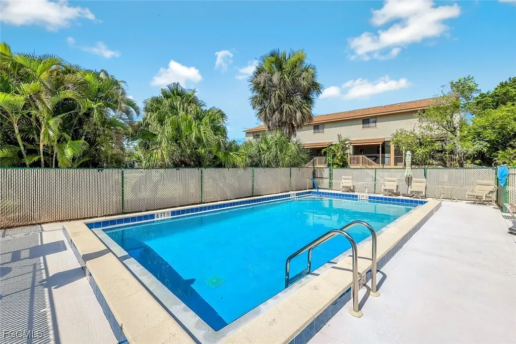 13532 Siesta Pines Court Fort Myers FL 33908