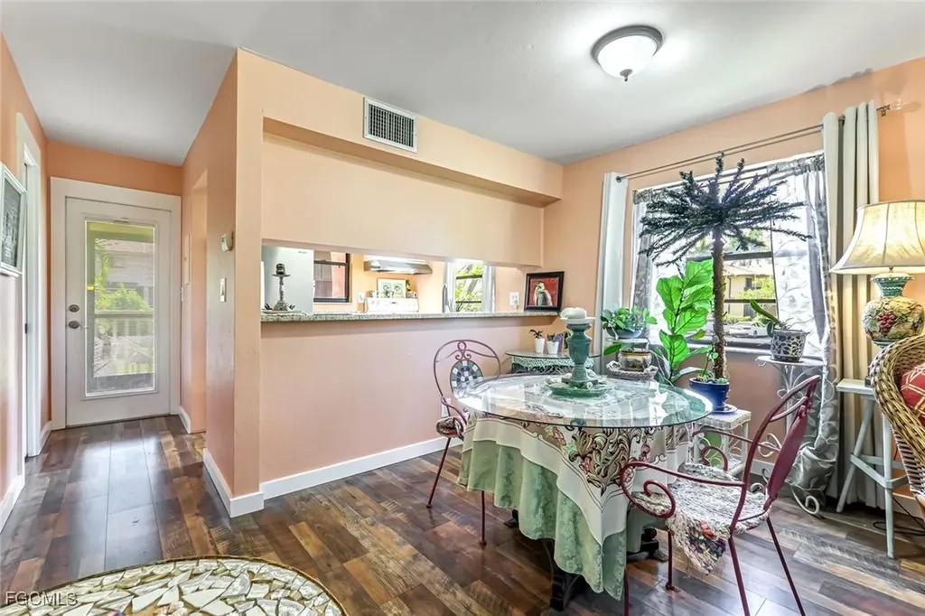 13532 Siesta Pines Court Fort Myers FL 33908