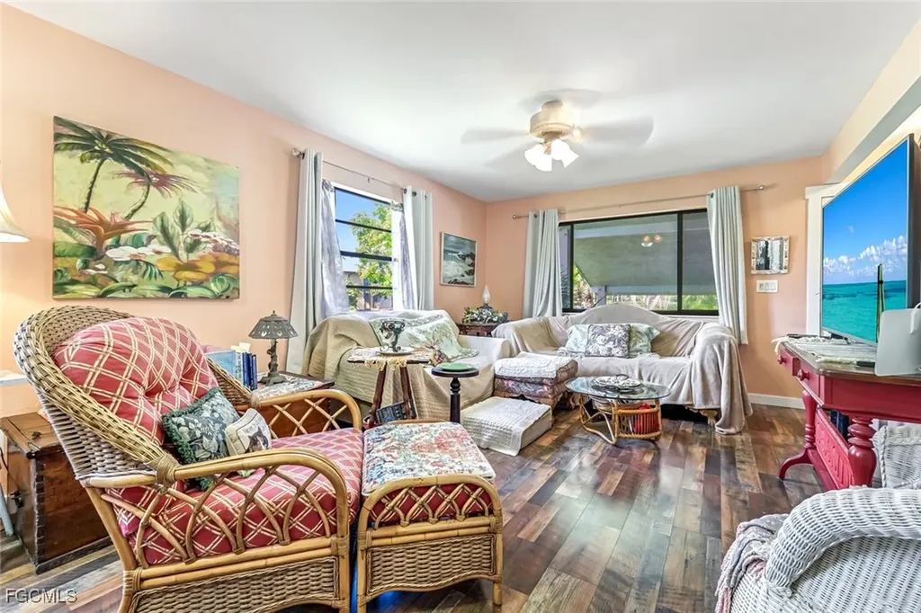 13532 Siesta Pines Court Fort Myers FL 33908
