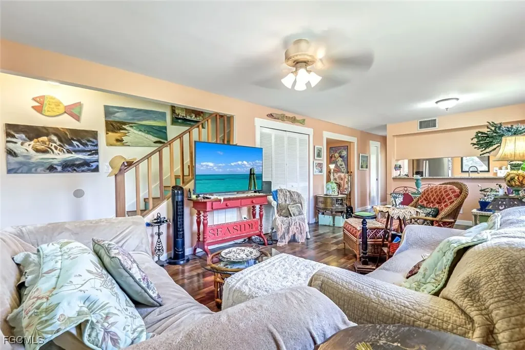 13532 Siesta Pines Court Fort Myers FL 33908
