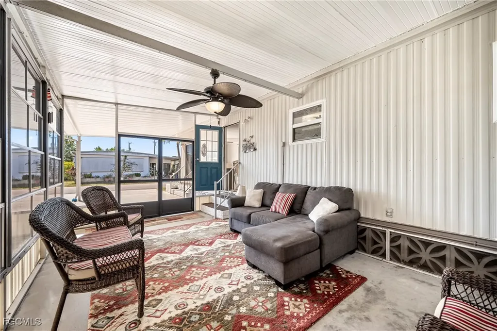 5513 Salem Lane North Fort Myers FL 33917