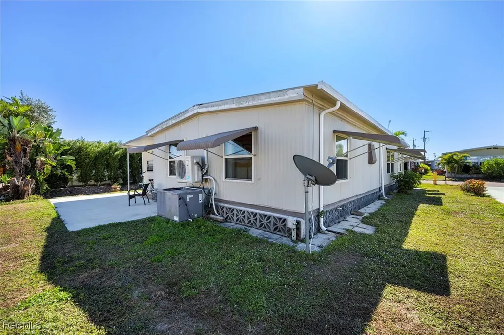 5513 Salem Lane North Fort Myers FL 33917