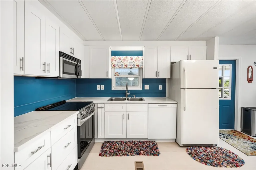 5513 Salem Lane North Fort Myers FL 33917