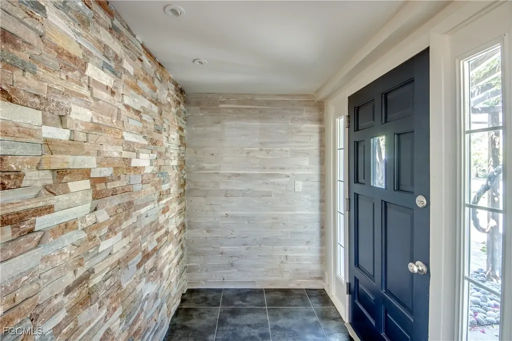 2701 Bruce Street Matlacha FL 33993