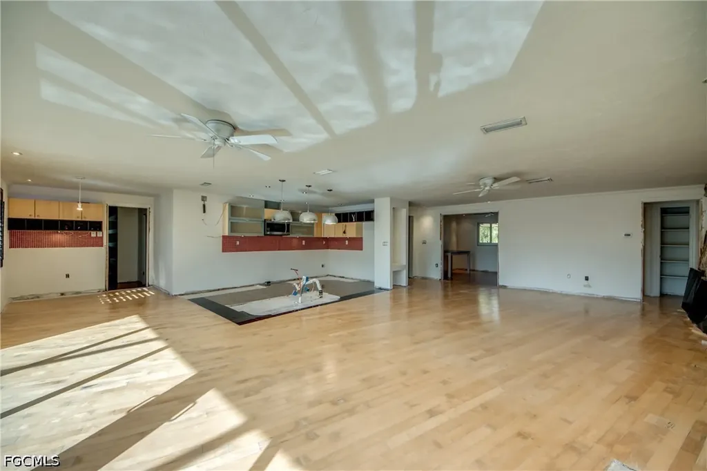 2701 Bruce Street Matlacha FL 33993