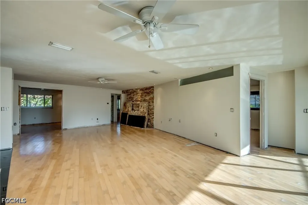 2701 Bruce Street Matlacha FL 33993