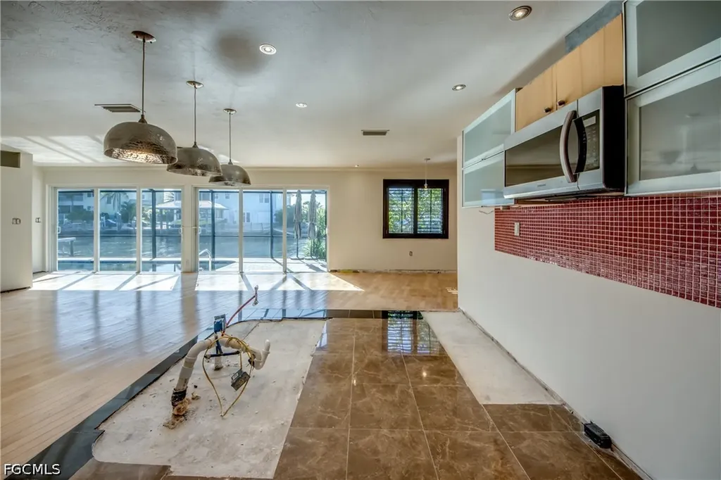 2701 Bruce Street Matlacha FL 33993