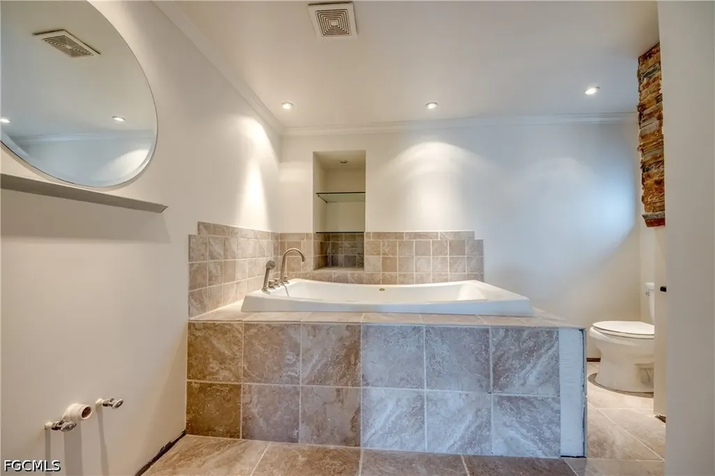 2701 Bruce Street Matlacha FL 33993