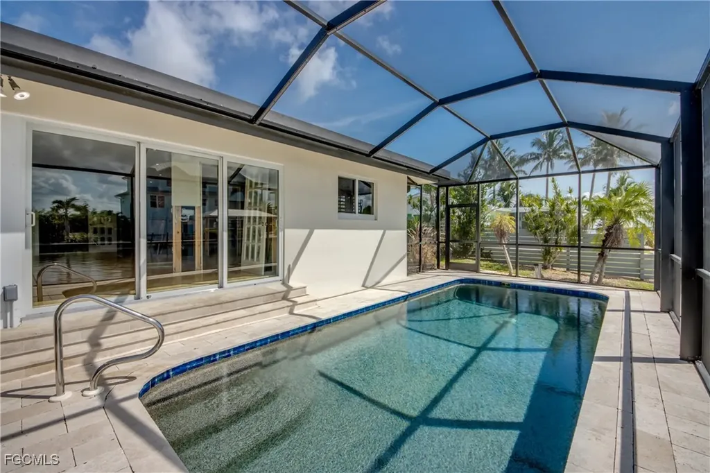 2701 Bruce Street Matlacha FL 33993