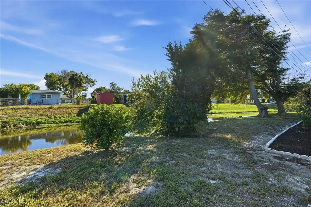 113 E Lake Drive Lehigh Acres FL 33936