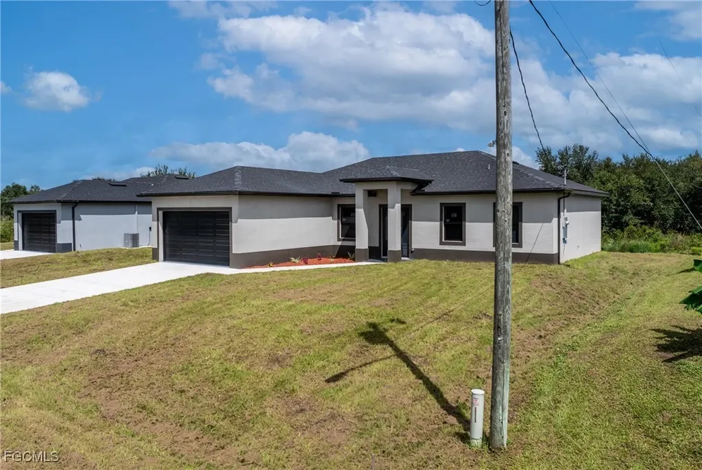 2602 73rd Street W Lehigh Acres FL 33971