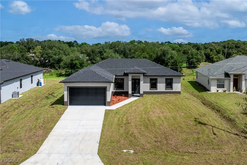 2602 73rd Street W Lehigh Acres FL 33971
