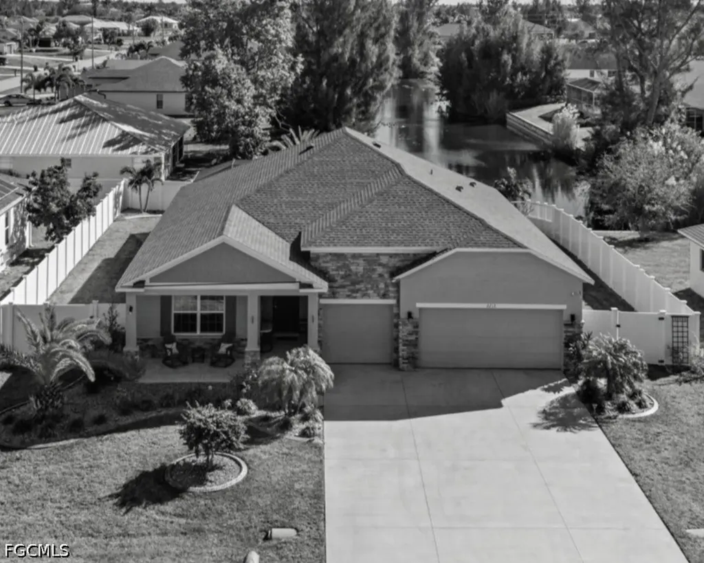 2213 SW 7th Place Cape Coral FL 33991