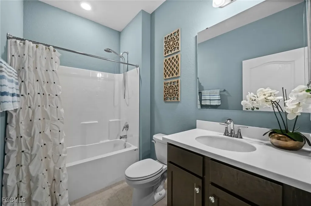 2213 SW 7th Place Cape Coral FL 33991