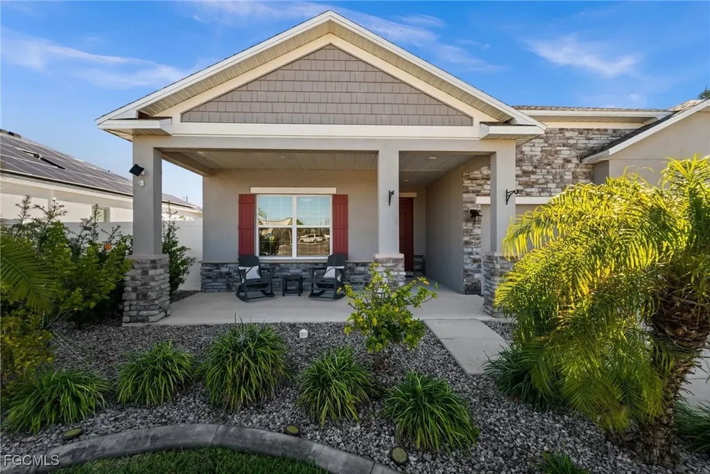 2213 SW 7th Place Cape Coral FL 33991
