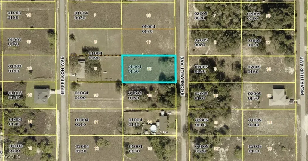 1607 Roosevelt Avenue Lehigh Acres FL 33972