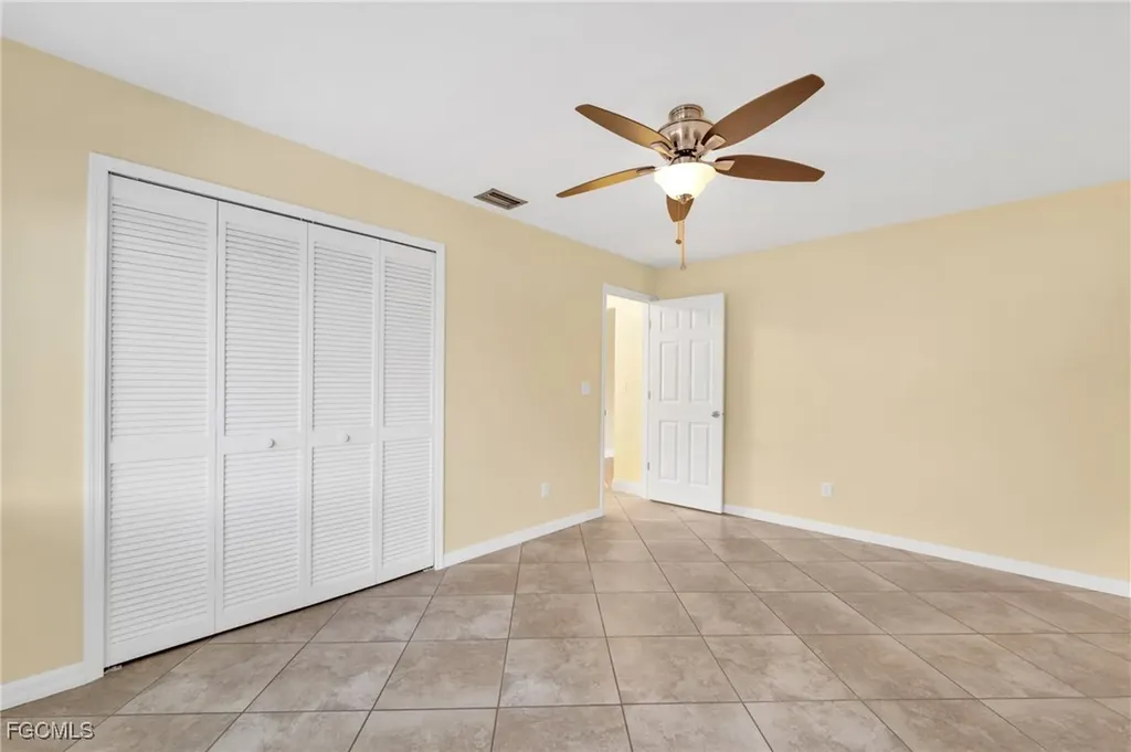 14 SW 33rd Avenue Cape Coral FL 33991