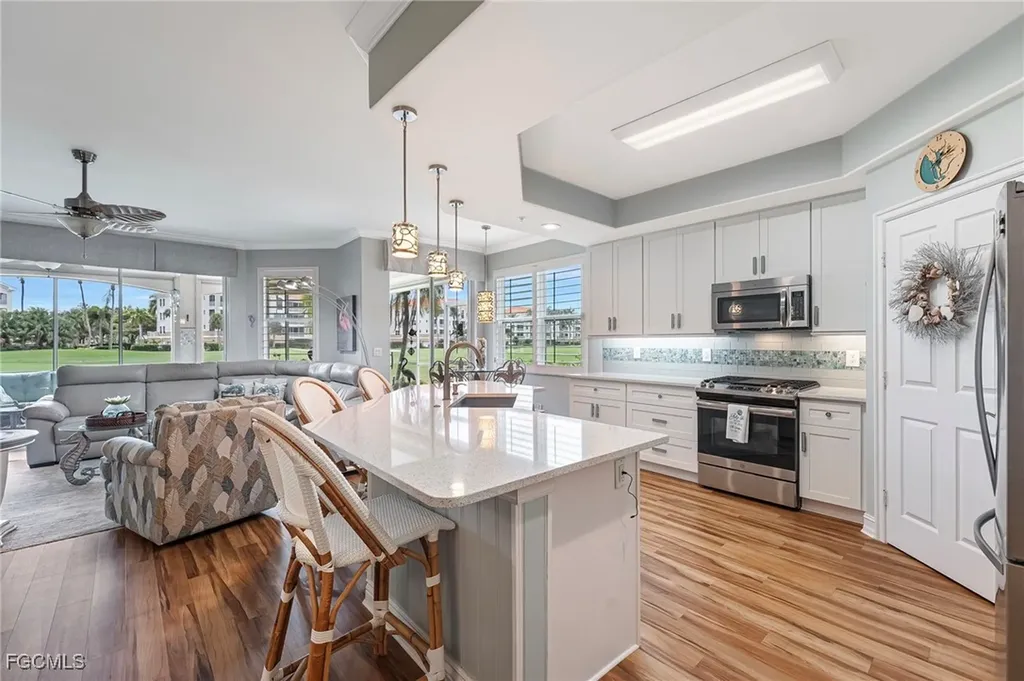 11056 Harbour Yacht Court Fort Myers FL 33908