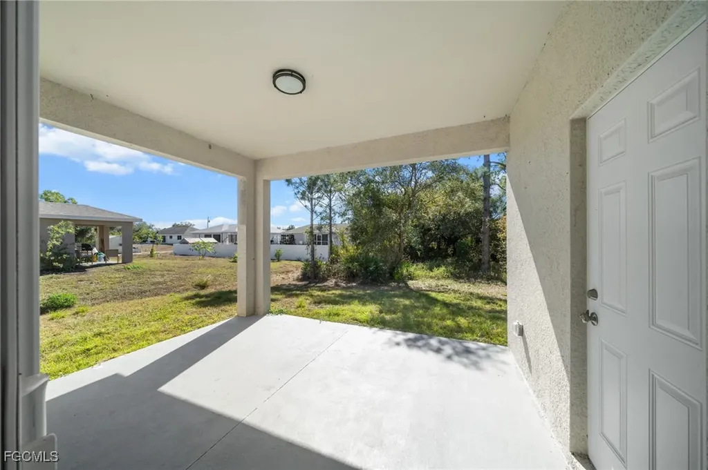 4309 8th Street SW Lehigh Acres FL 33976