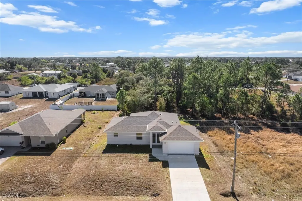 4309 8th Street SW Lehigh Acres FL 33976