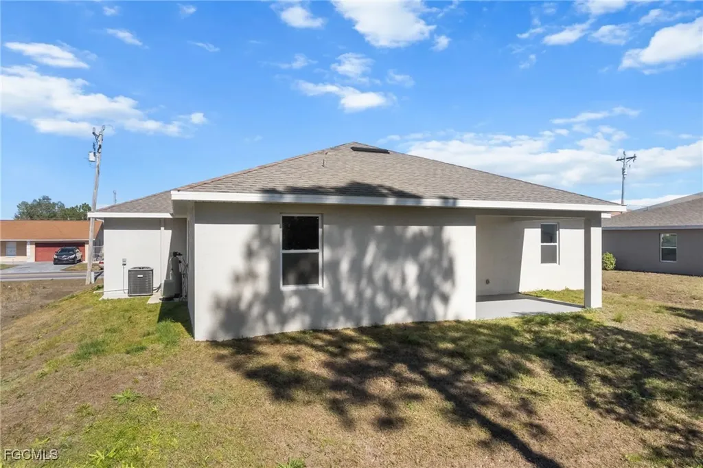 4309 8th Street SW Lehigh Acres FL 33976