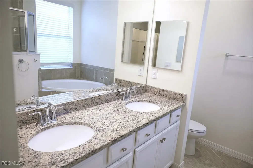 1980 Wellington Street Naples FL 34120