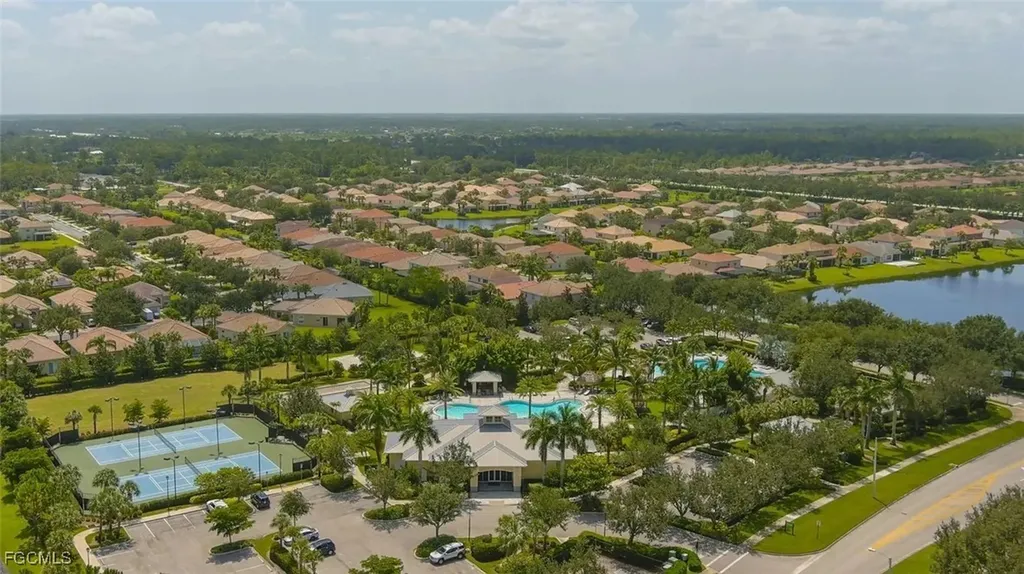 1980 Wellington Street Naples FL 34120
