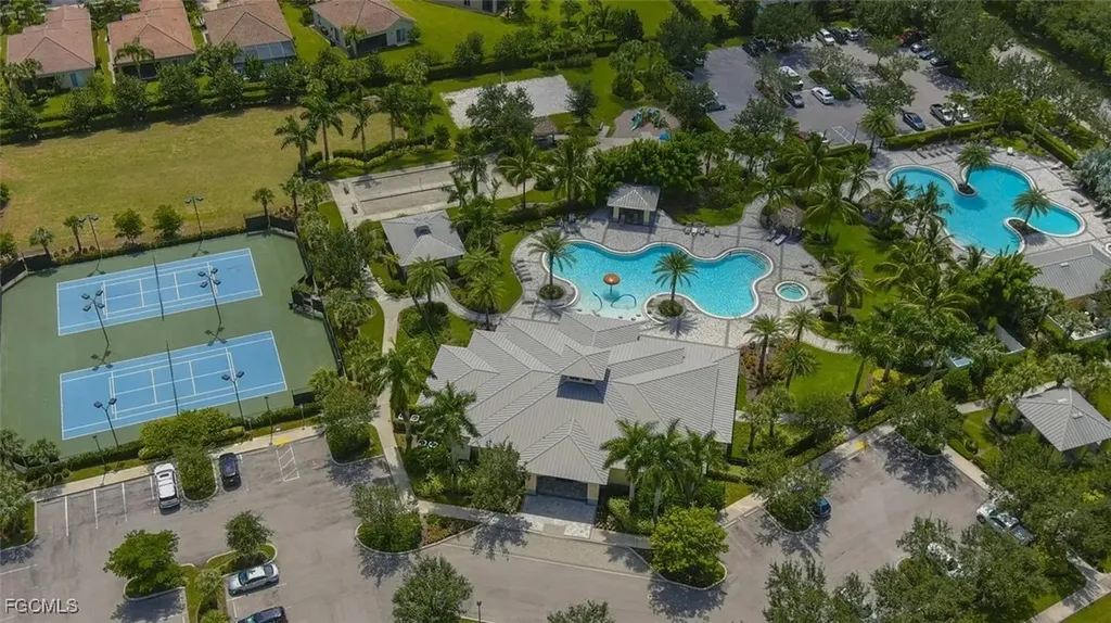 1980 Wellington Street Naples FL 34120