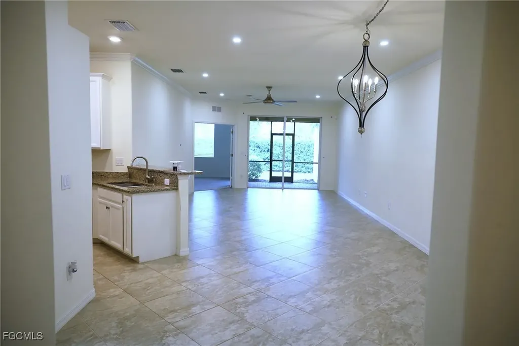 1980 Wellington Street Naples FL 34120