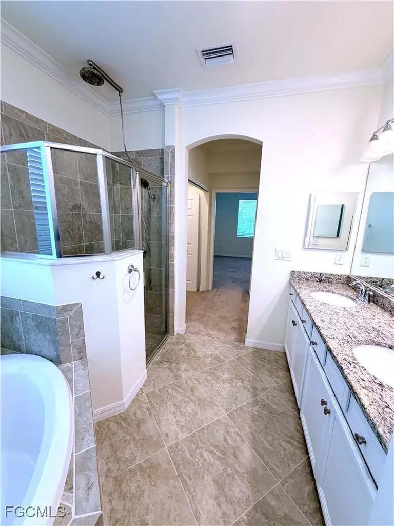 1980 Wellington Street Naples FL 34120
